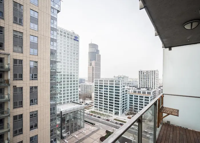 Oomph Warsaw Central Luxurious Air-Conditioned Apartment With Balcony