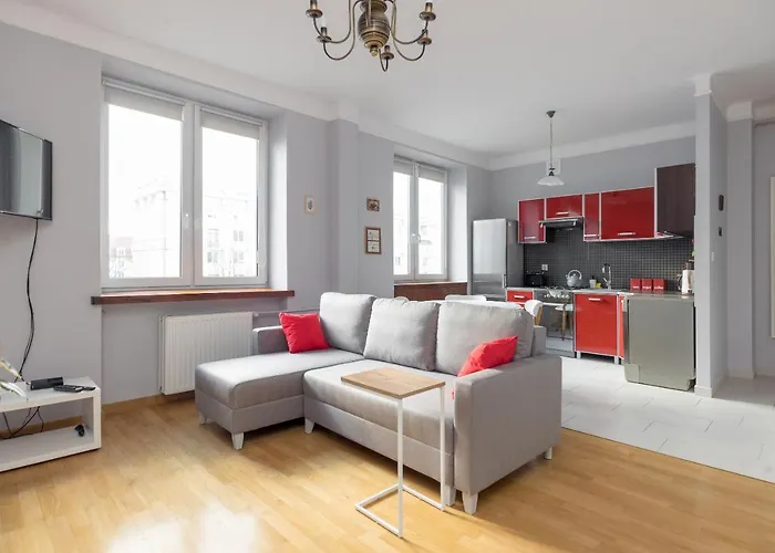 Metro Raclawicka Red Apartment