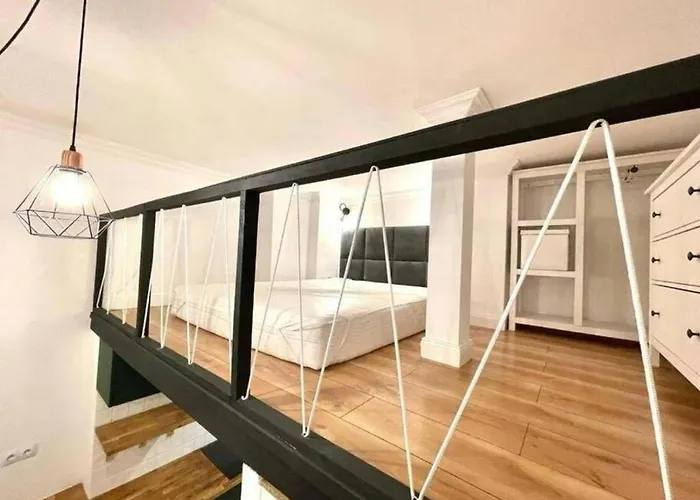 Golden Apartments- City Center - Zl65