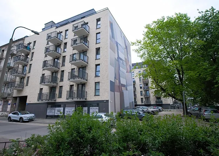 2Br Apt Strzelecka 24 With Balcony
