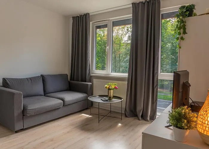 Batorego 18 - White - 450M Stacja Metra Pola Mokotowskie, 800M Biblioteka Narodowa, 20M Piekny Park Pola Mokotowskie, 800M Do Sgh - Wifi - Smart Tv - Good Apartments