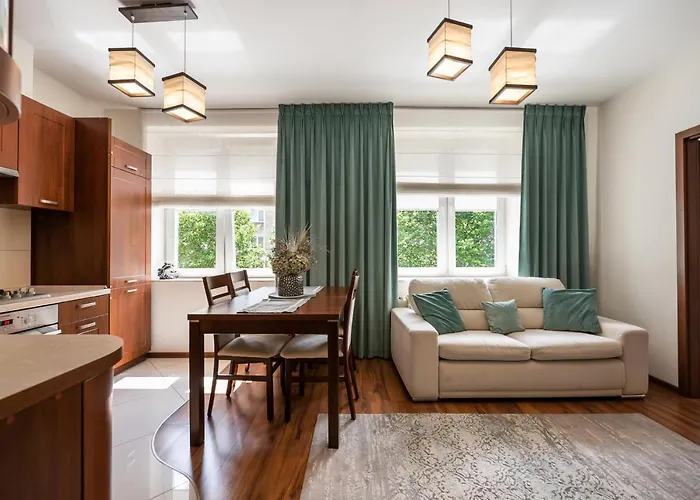 Ogrodowa Warm Wood Apartment