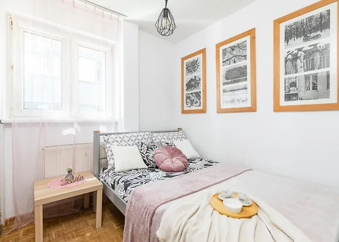 Superapart Chalubinskiego 9