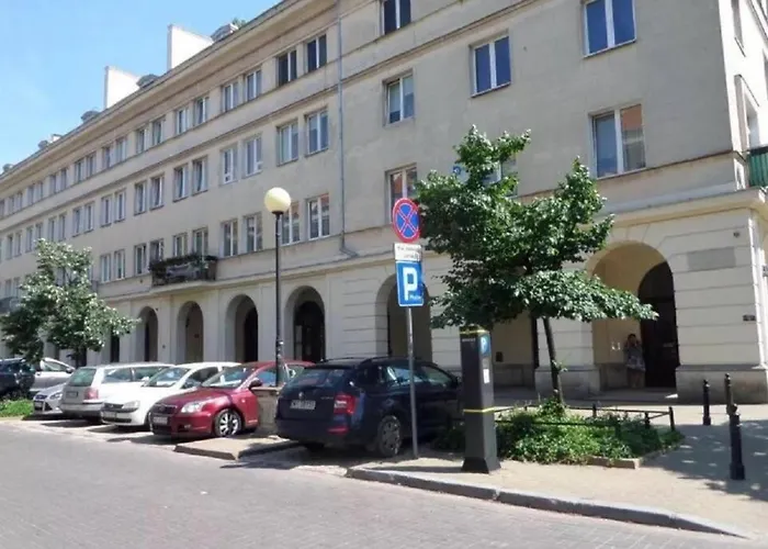 Golden Apartment-Central Location-N41A
