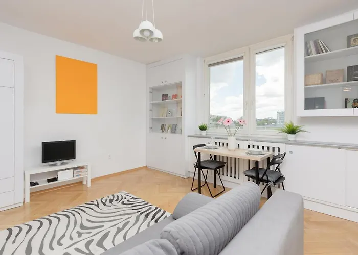 Metro Plac Wilsona Studio Apartment Zoliborz By Renters