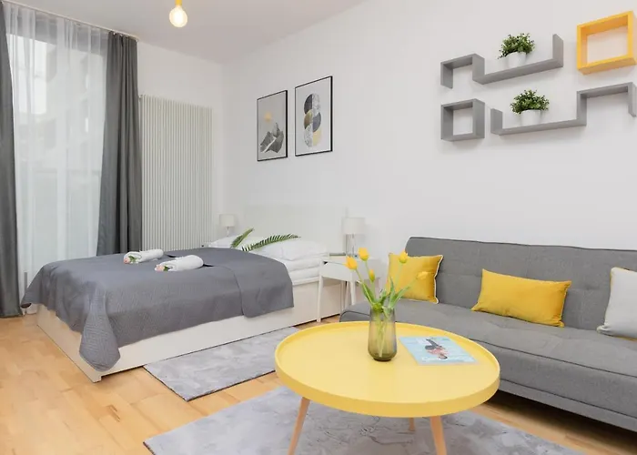 Warsaw Wola Apartment Near Nocny Market By Noclegi Renters