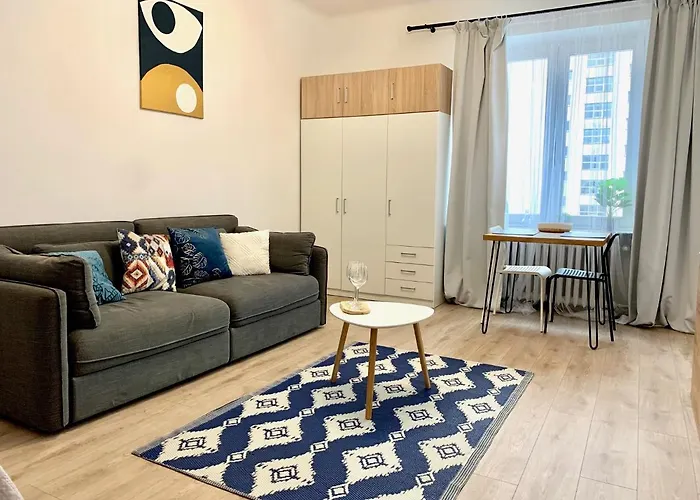 Cool Life Apartment