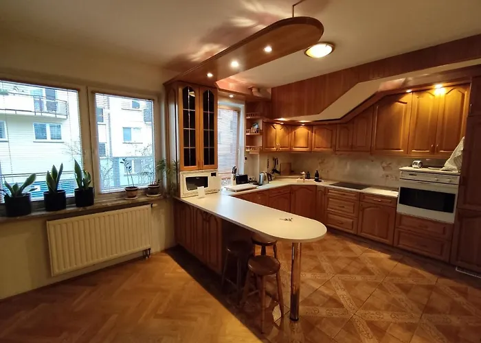 Classic Apartament Metro Kabaty