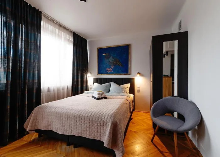 Kwiatowa Warsaw Apartment