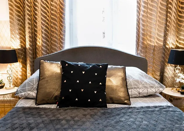 Clicktheflat Royal Route Warecka Apart Rooms