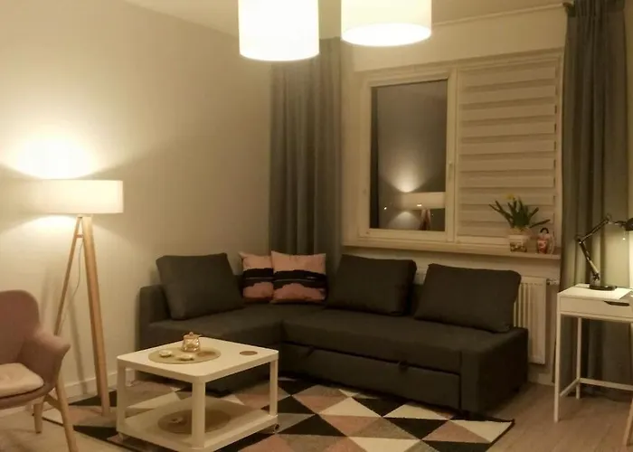 New Cozy Apartment Near The Center, Mokotow