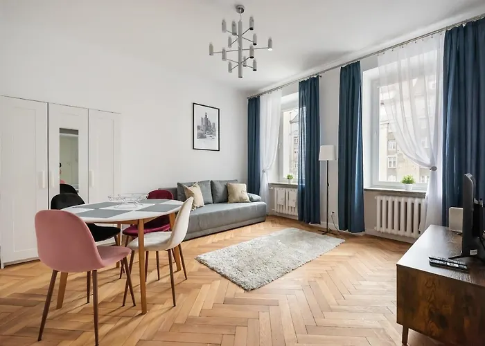 Chmielna Warsaw City Centre Apartment