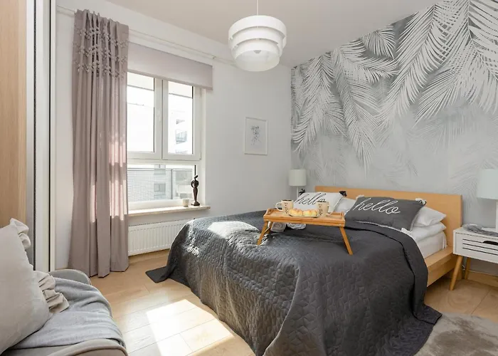 Targowek Pet-Friendly Apartment With Parking By Renters