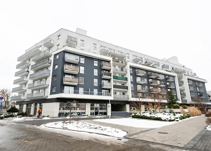 Metro Mlynow Silver Apartment