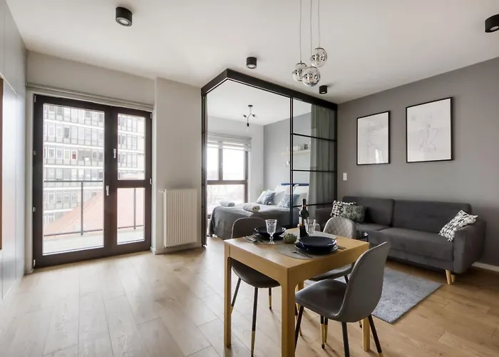 Warsaw Night Apartments Metro Plocka