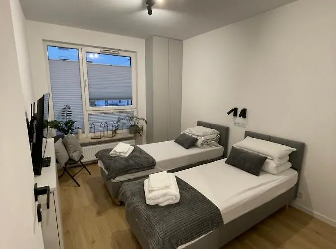 Apartament 4 Bed 2 Room Warsaw