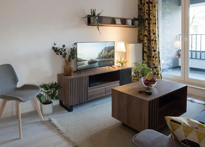Apartament Sloneczny Kamienica Grochow With Free Parking