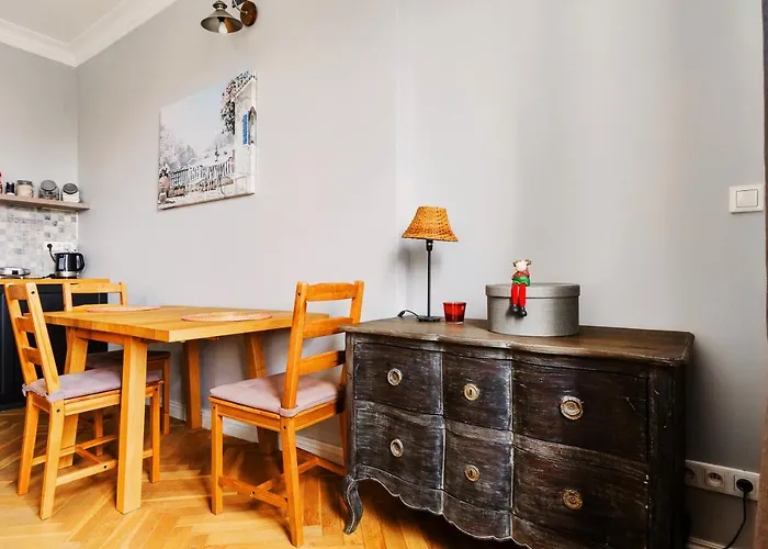 Designer Flat In The Heart Of Old Town