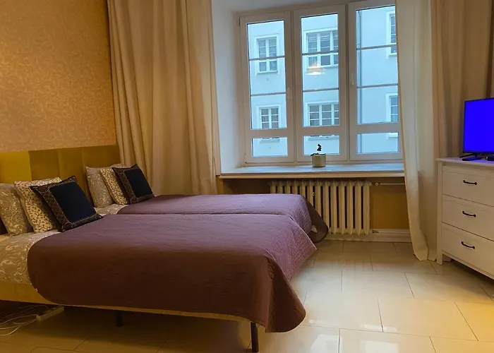 Poznanska Street Apartment