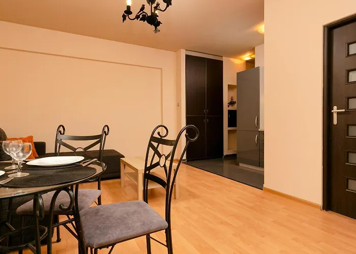 Wola Apartment With Balcony & Close To Metro By Noclegi Renters