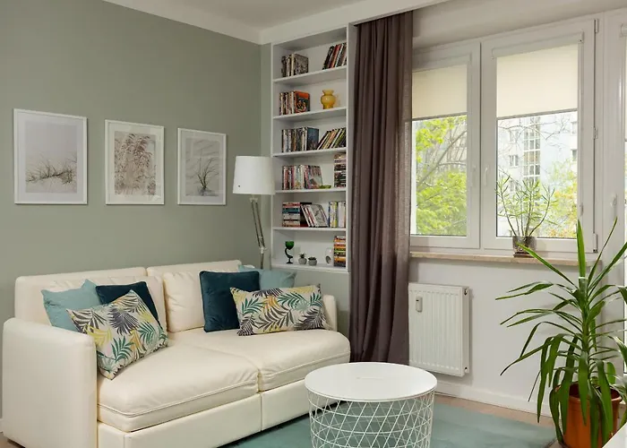 Cosy & Homely Two-Room Apartment By Renters