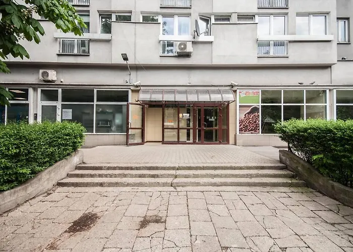 Unique Studio With Stunning View & Netflix