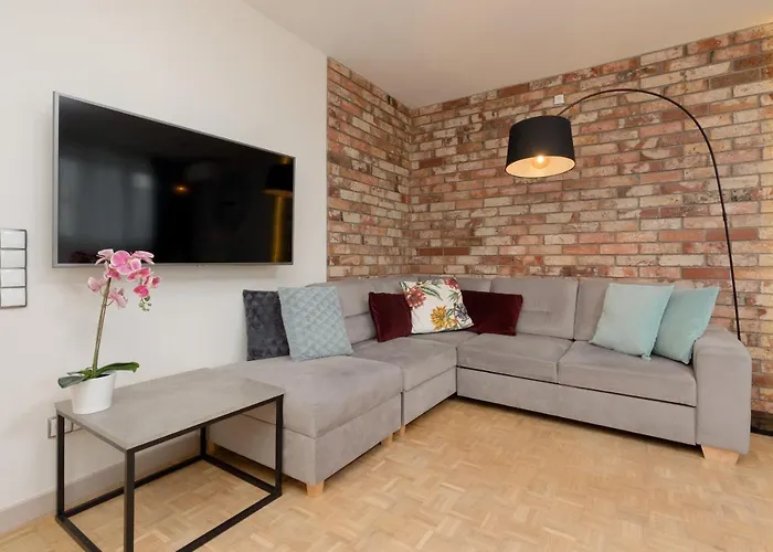 Warsaw City View Apartment With 2 Bedrooms & Ac By Noclegi Renters