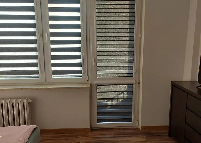 Flat Zelazna Street
