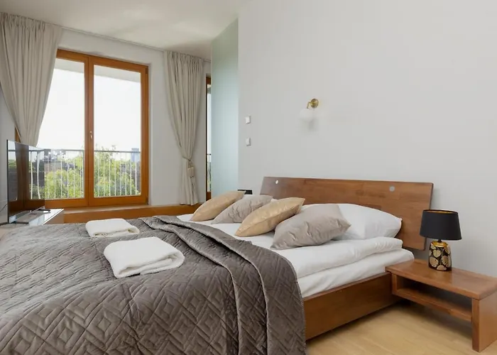 Golden Sands Apartment Piaskowa With Parking & Balcony By Renters