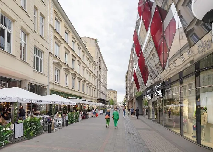 Chmielna City Center Apartment With Bath