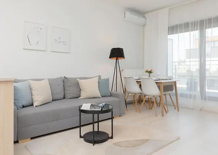 Sarmacka Apartment With Balcony Warsaw Wilanow By Noclegi Renters