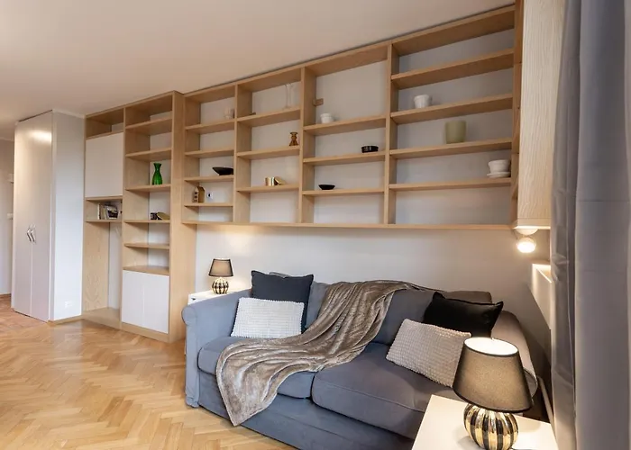 Central Warsaw Apartment - Great Location- Warsaw Stays-Zamenhofa