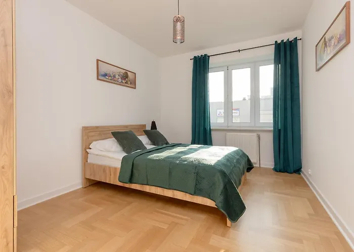 Ursus Spacious Two-Bedroom Apartment By Noclegi Renters