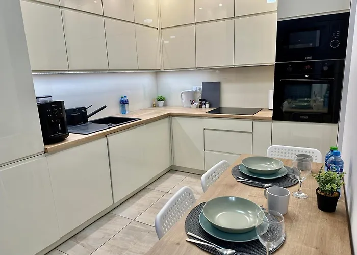 2-Bedroom Apartament Warszawa Praga