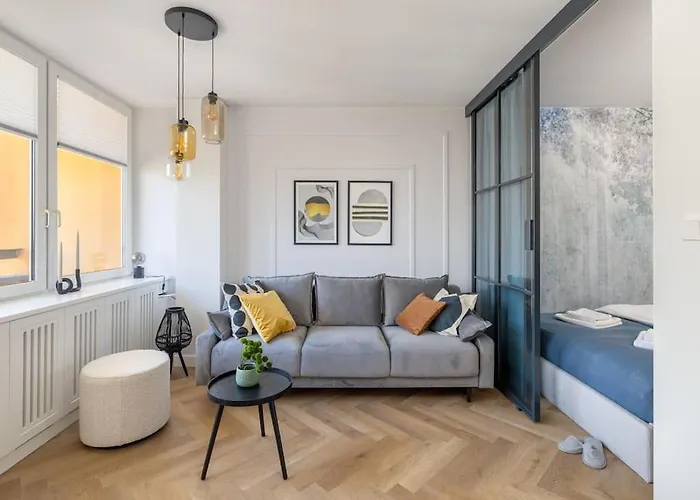 Ecru Luxurious City Center Apartment Near Old Town Wwa10