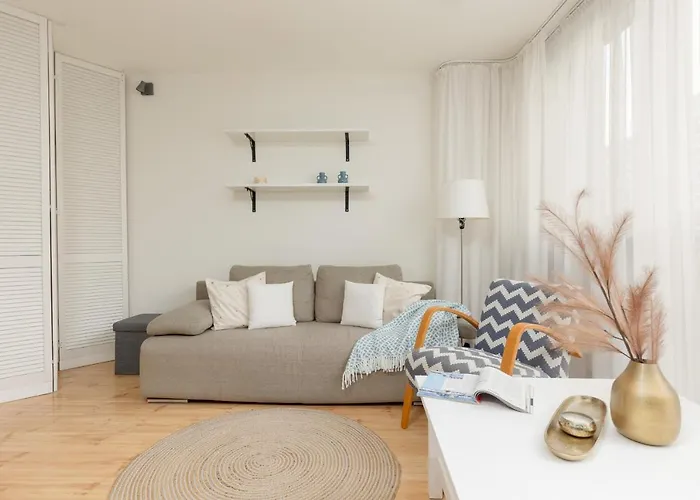Central Warsaw Apartment With Home Office By Renters