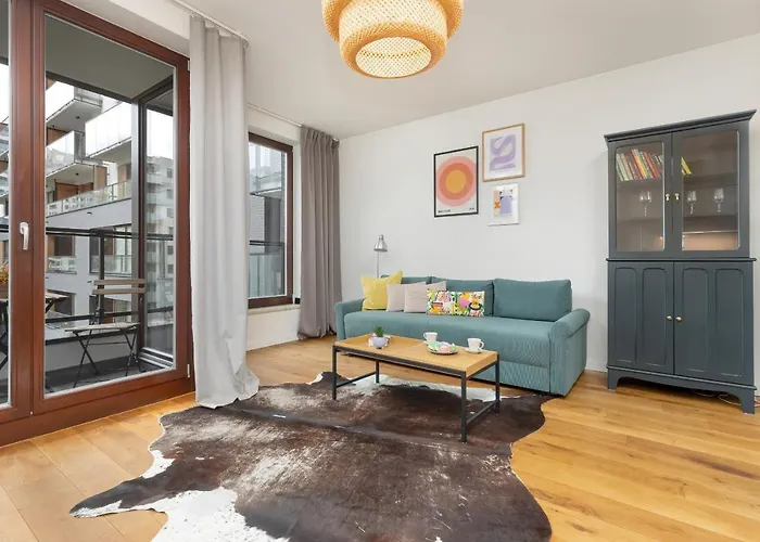 Siedmiogrodzka Air-Conditioned Apartment With Balcony Wola By Noclegi Renters