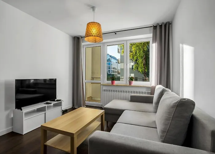 Zlota Apartment - City Center, Workspace, Metro - By Rentujemy