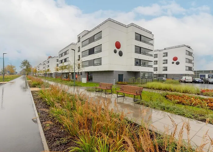 Goodnight Apartments Bialoleka With 2 Bedrooms & Parking By Noclegi Renters