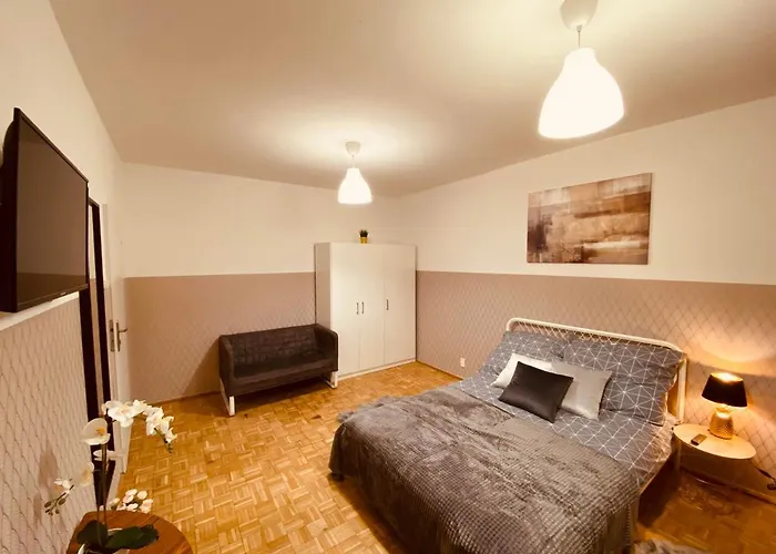 Clicktheflat Wokalna Apart Rooms