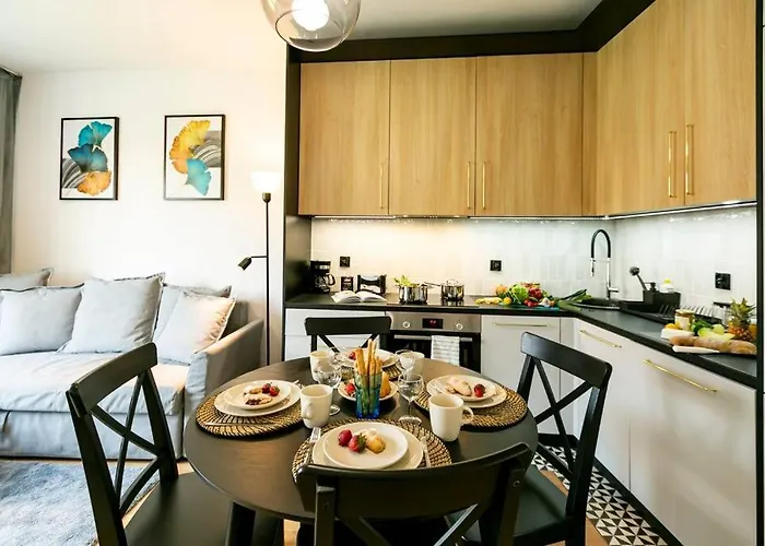 Nowy, Elegancki Apartament W Okolicy Pge Narodowy