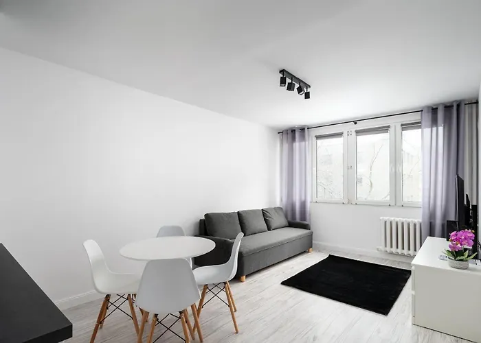 Wierzbno Modern Apartment