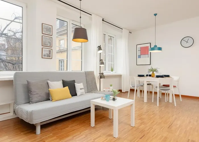 Warsaw Old Town Spacious Studio Piwna By Noclegi Renters