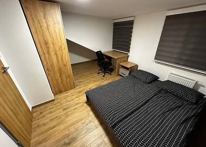 Double Twin Room #4 With Private Bathroom