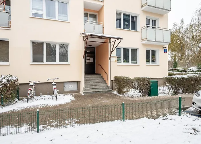 Wierzbno Standard Apartment