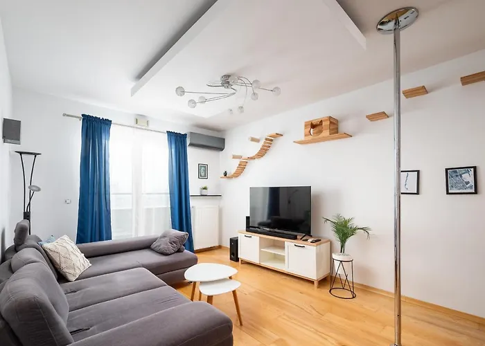 Metro Ursynow Modern Apartment