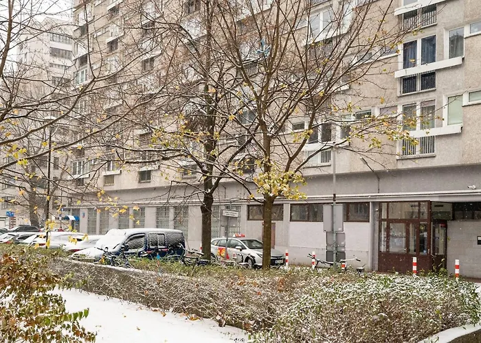 Metro Swietokrzyska Comfort Apartment
