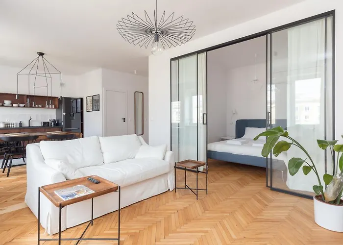 Designer Apartment In The Central Warsaw