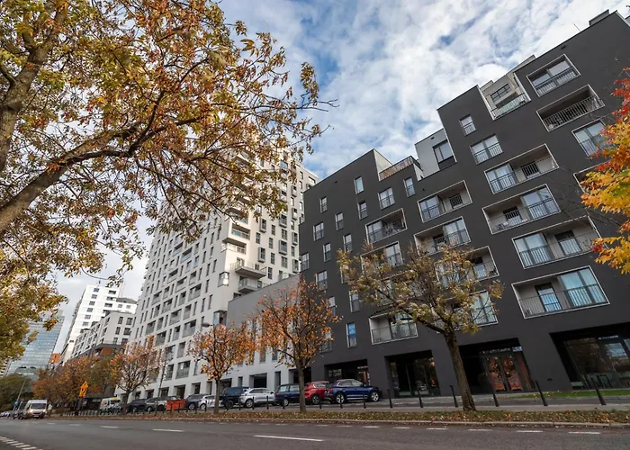 Central Warsaw Apartment - Great Location- One Bedroom Apartment - Siedmiogrodzka 3