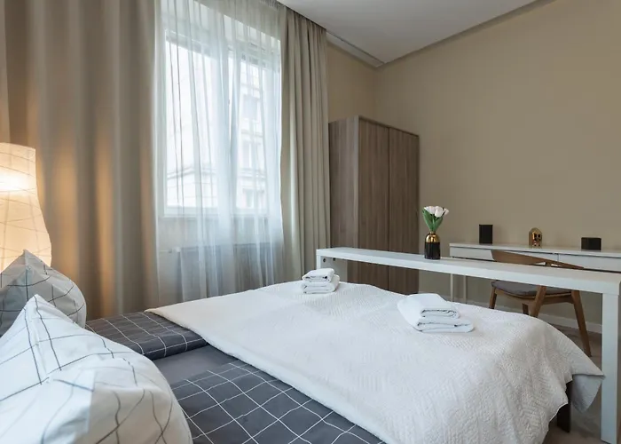 Golden Apartments In Warsaw - Apartment In The Center - Plac Konstytucji